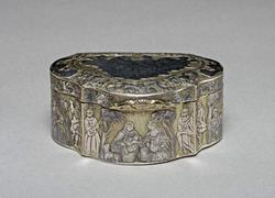 An image of Snuff box