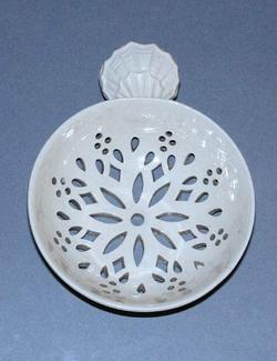 An image of Egg strainer