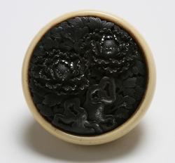 An image of Netsuke